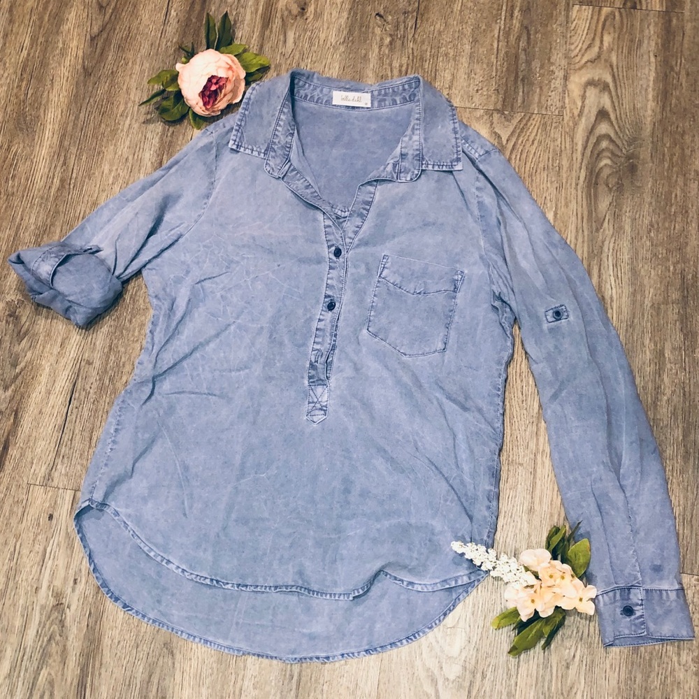 Bella Dahl Blue Button Down Top Size Medium